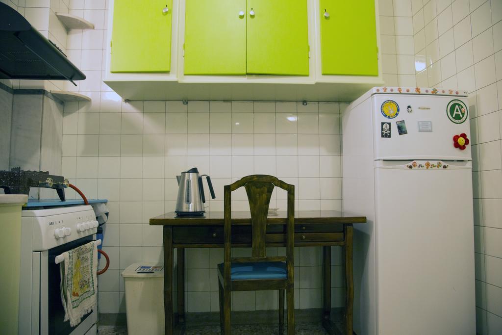 Chameleon Youth Hostel Atenas Exterior foto
