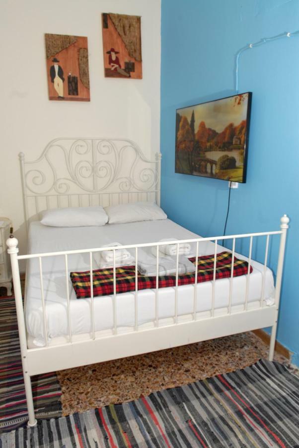Chameleon Youth Hostel Atenas Exterior foto