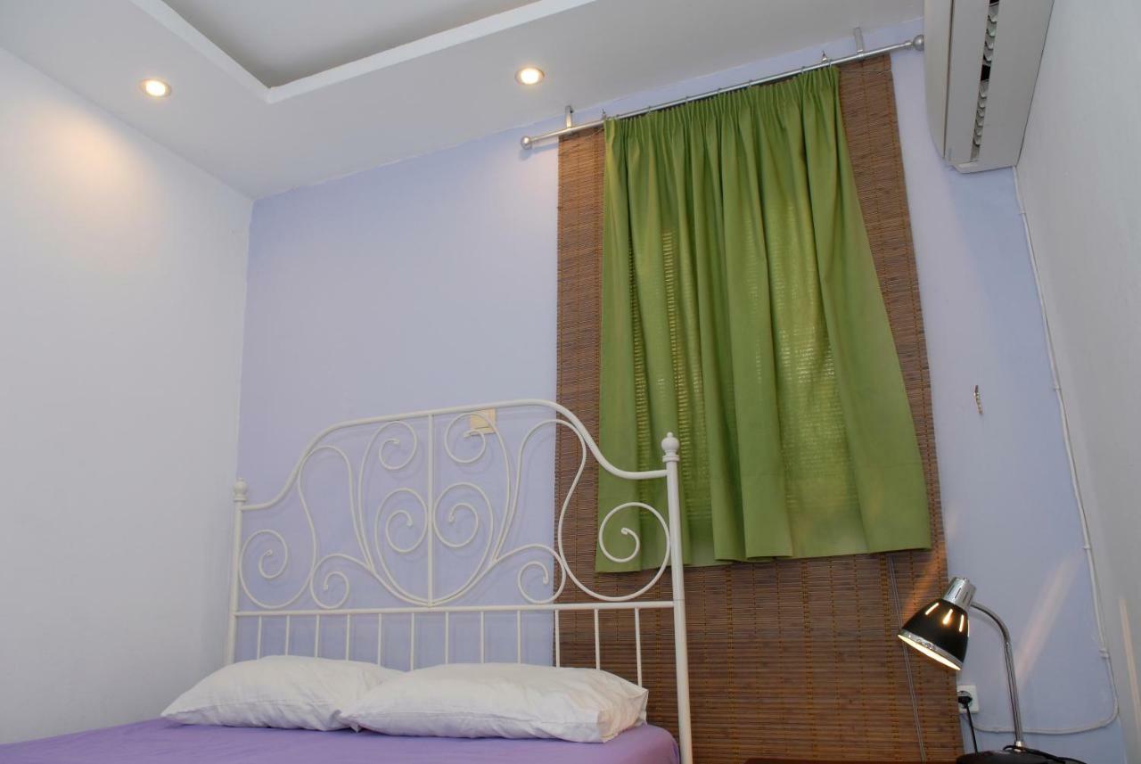 Chameleon Youth Hostel Atenas Exterior foto