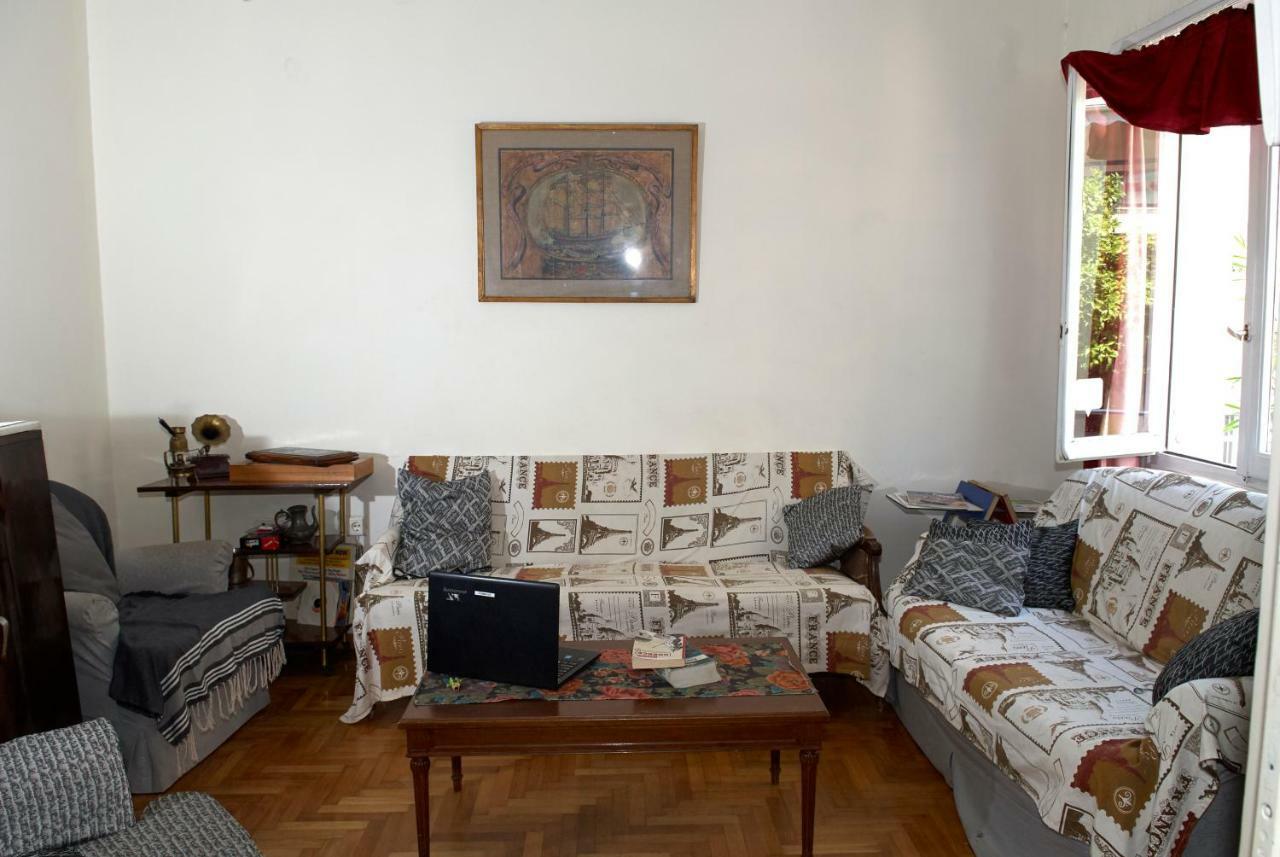 Chameleon Youth Hostel Atenas Exterior foto